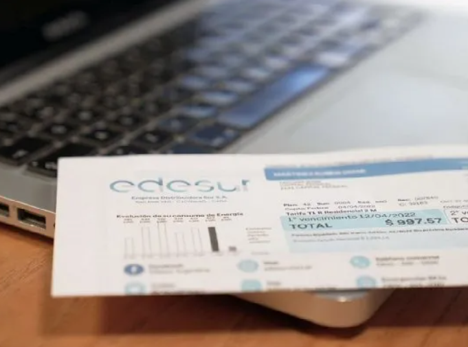 Nuevo esquema de subsidios eléctricos: suben las tarifas y cambian los límites de consumo para los hogares