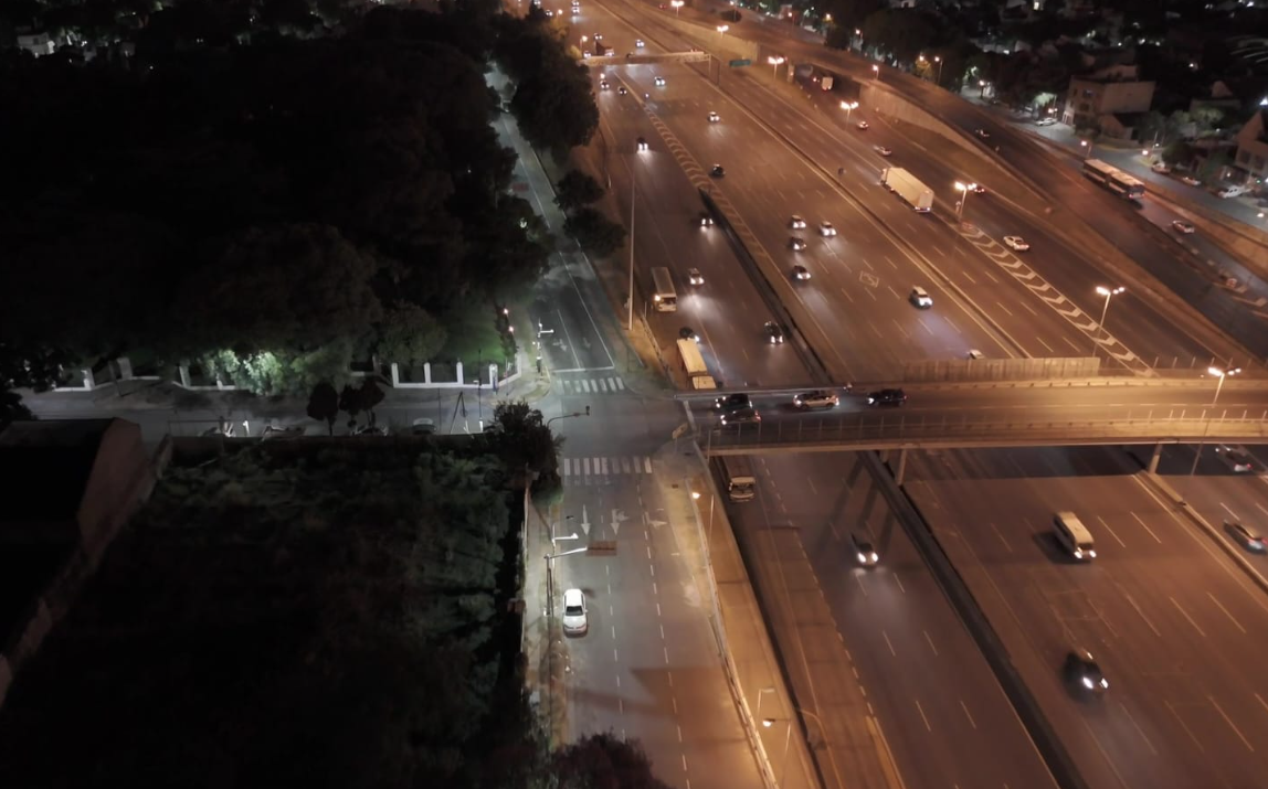 Vicente López renovó la iluminación en las colectoras de Avenida General Paz y Autopista Panamericana Vicente López renovó la iluminación en las colectoras de Avenida General Paz y Autopista Panamericana