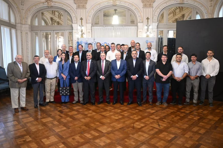 Jaldo coordinó con el sector azucarero la estrategia para la zafra 2026