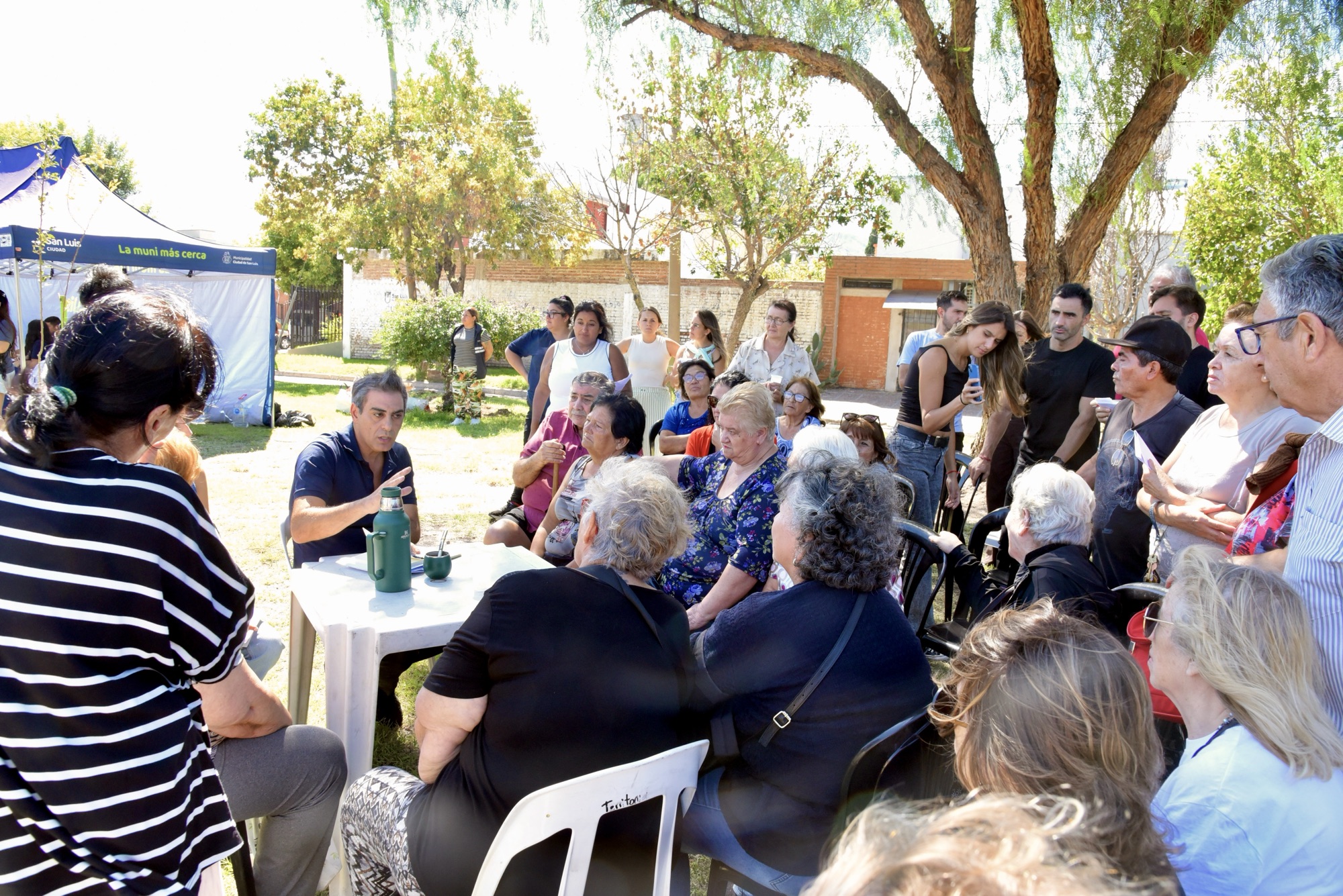 Hissa encabezó un operativo territorial en Amppya y destacó obras urbanas en San Luis Hissa encabezó un operativo territorial en Amppya y destacó obras urbanas en San Luis