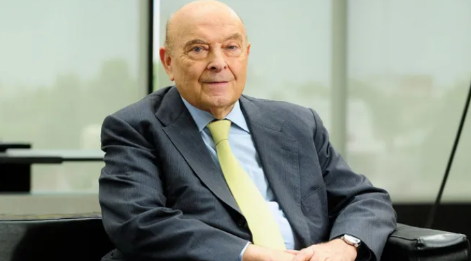 Cavallo plantea una “ventana de oportunidad” para levantar el cepo y fortalecer reservas