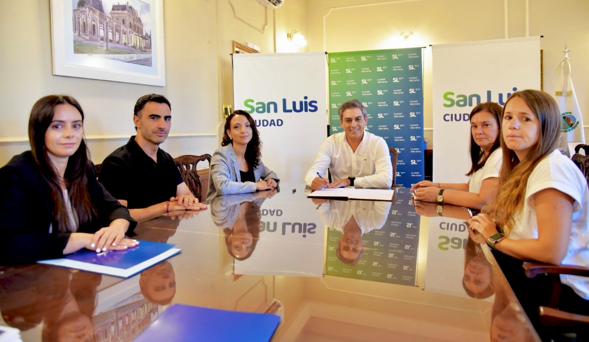 San Luis renueva su sistema de higiene urbana con 150 nuevos contenedores de residuos