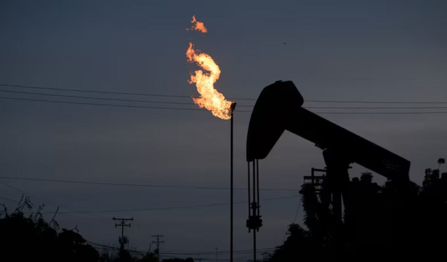 Petróleo y gas se disparan tras la incautación de un buque iraní por parte de EE.UU.