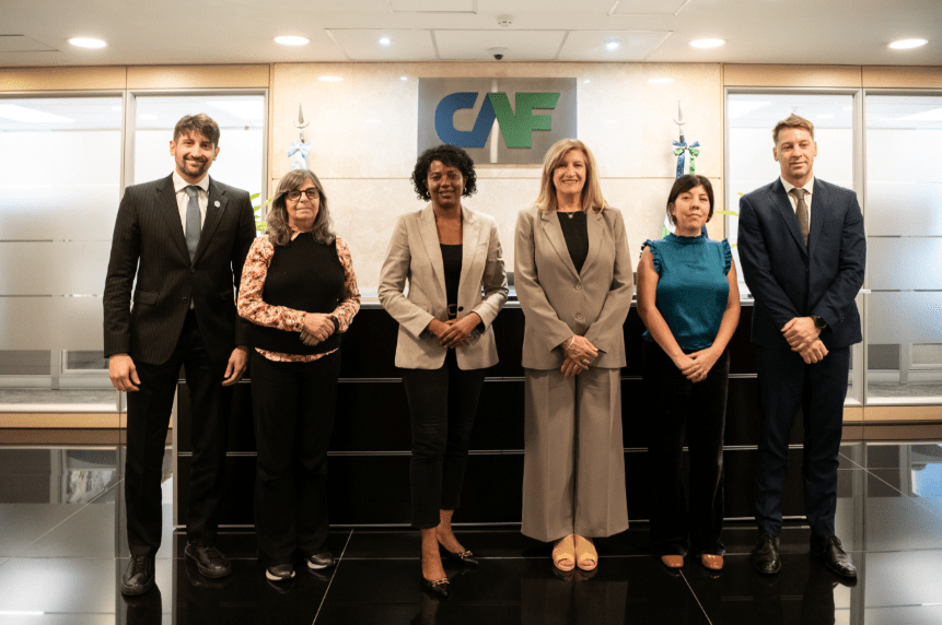 Paraná busca financiamiento internacional para obras de saneamiento e infraestructura urbana