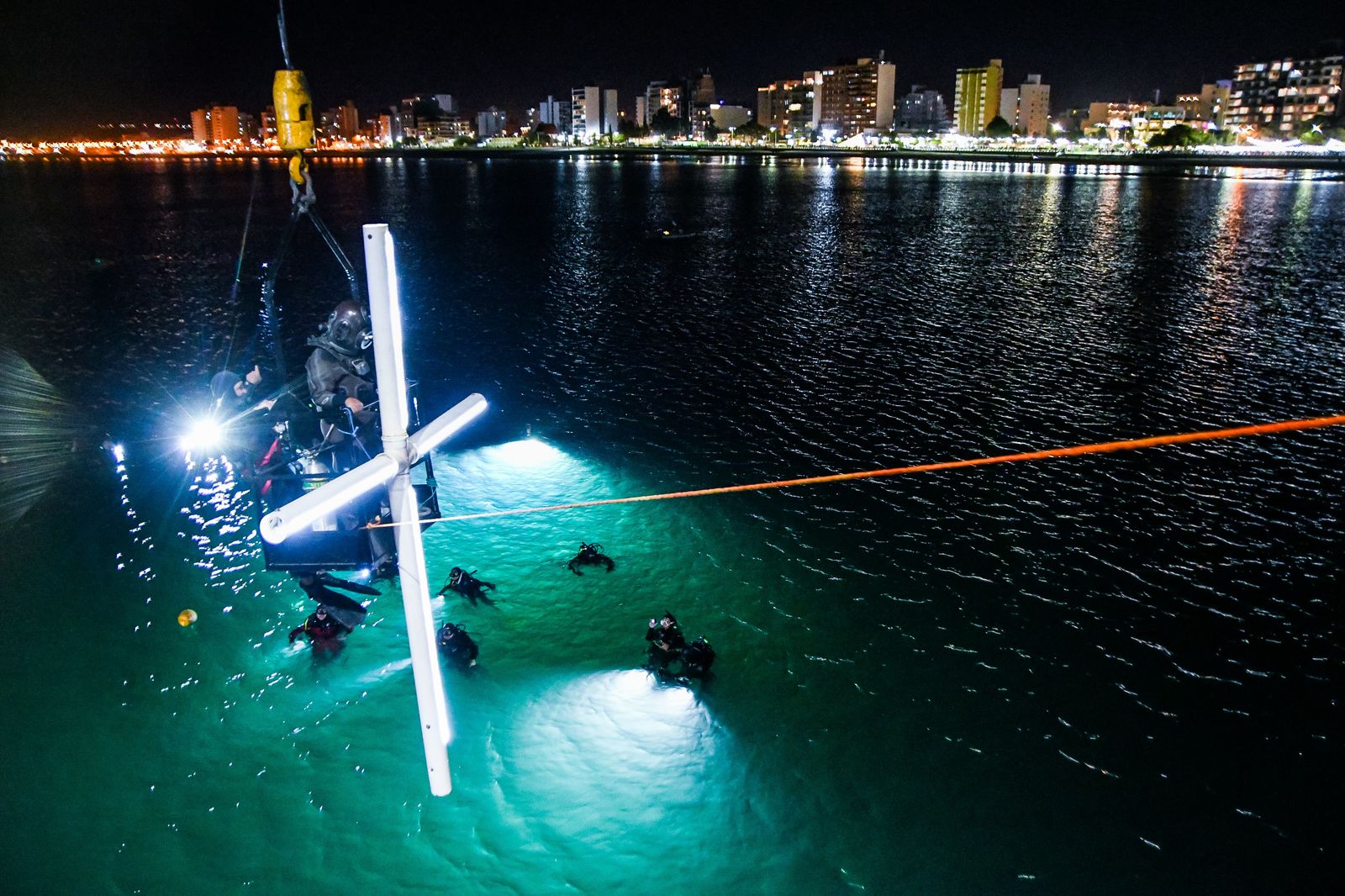 Puerto Madryn se prepara para una nueva edición del Vía Crucis Submarino