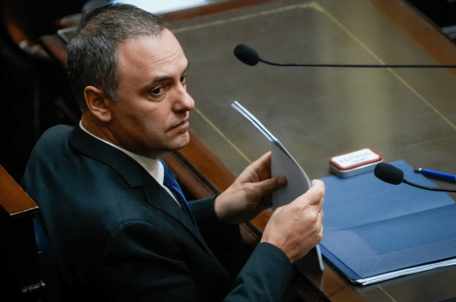 La causa contra Adorni vuelve a tensionar al Gobierno y complica la agenda oficial