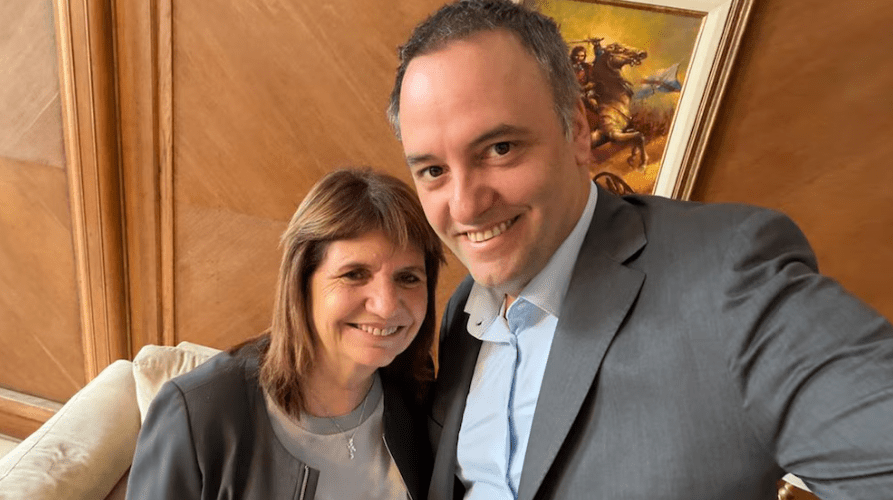 Bullrich le exigió a Adorni que presente “de inmediato” su declaración jurada y crece la tensión interna en el Gobierno