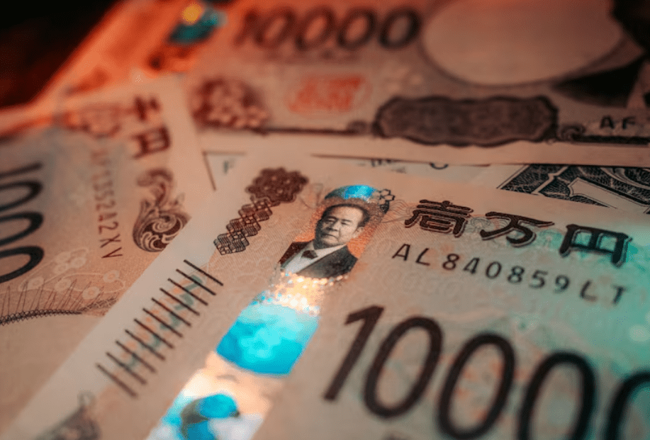 Japón habría frenado nuevas intervenciones tras gastar miles de millones para sostener al yen