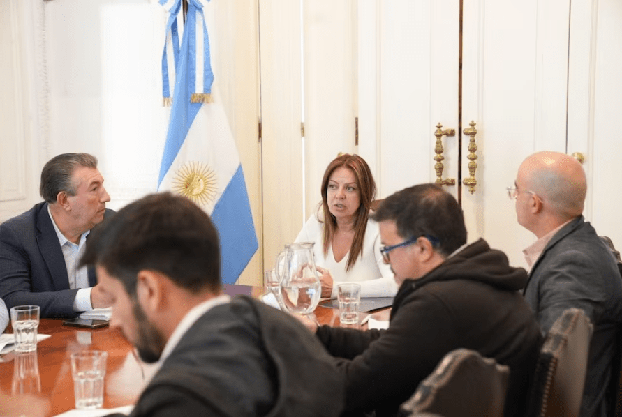 El Gobierno debatirá fondos universitarios tras la marcha