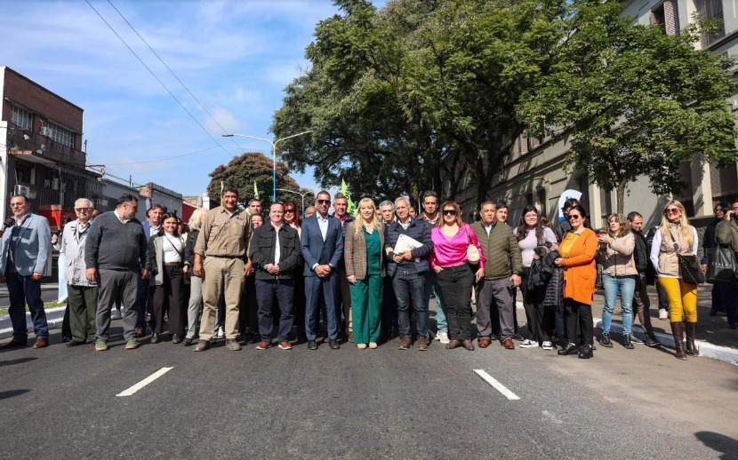 San Miguel de Tucumán inauguró la repavimentación integral de la avenida Mitre San Miguel de Tucumán inauguró la repavimentación integral de la avenida Mitre