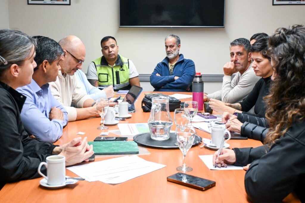 Puerto Madryn refuerza operativos preventivos ante las alertas por lluvias y vientos