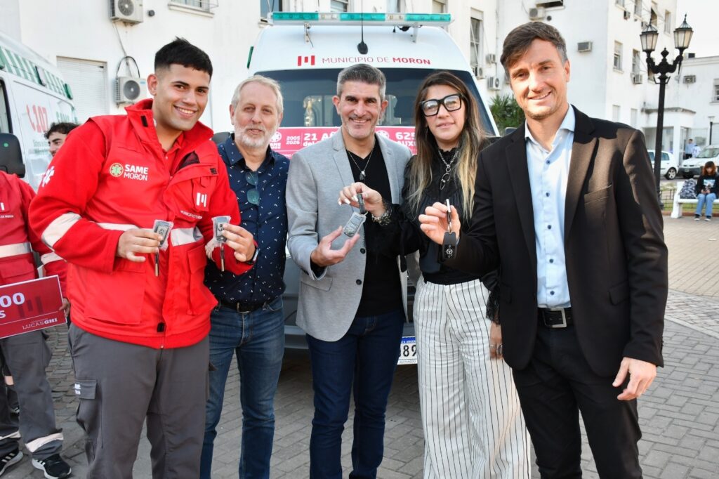 Morón incorporó nuevas ambulancias para reforzar el SAME municipal Morón incorporó nuevas ambulancias para reforzar el SAME municipal