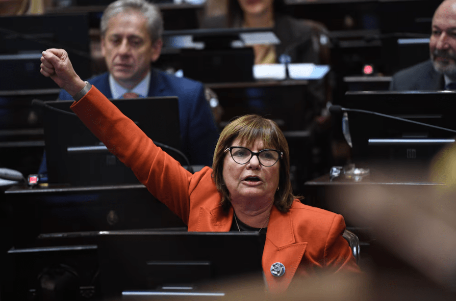 Bullrich defendió la política de seguridad del Gobierno y cuestionó a sectores del movimiento feminista