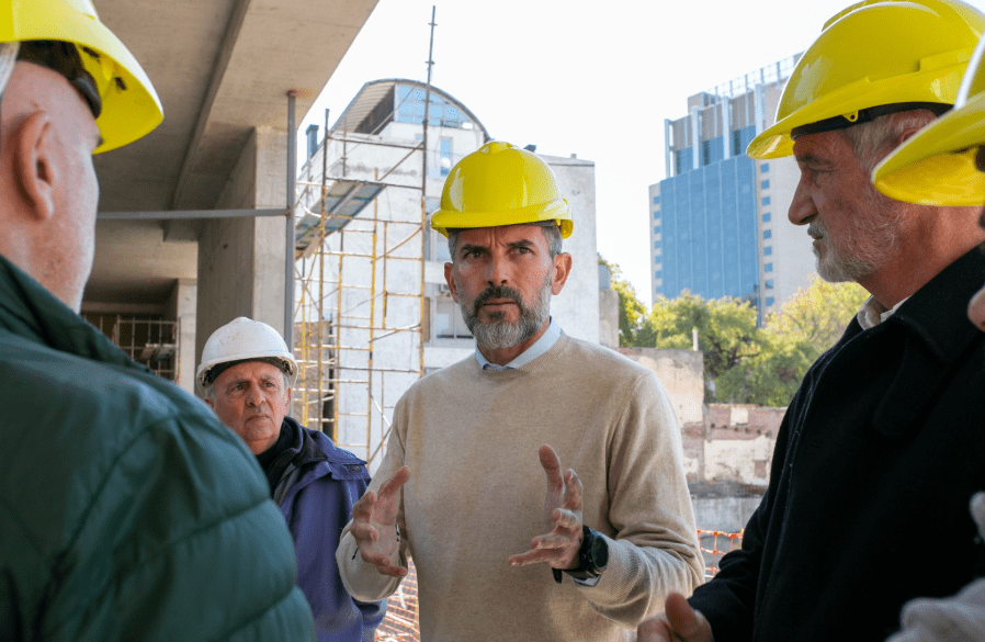Mendoza supera los 300 mil metros cuadrados de obras privadas y refuerza su perfil como polo de inversiones Mendoza supera los 300 mil metros cuadrados de obras privadas y refuerza su perfil como polo de inversiones