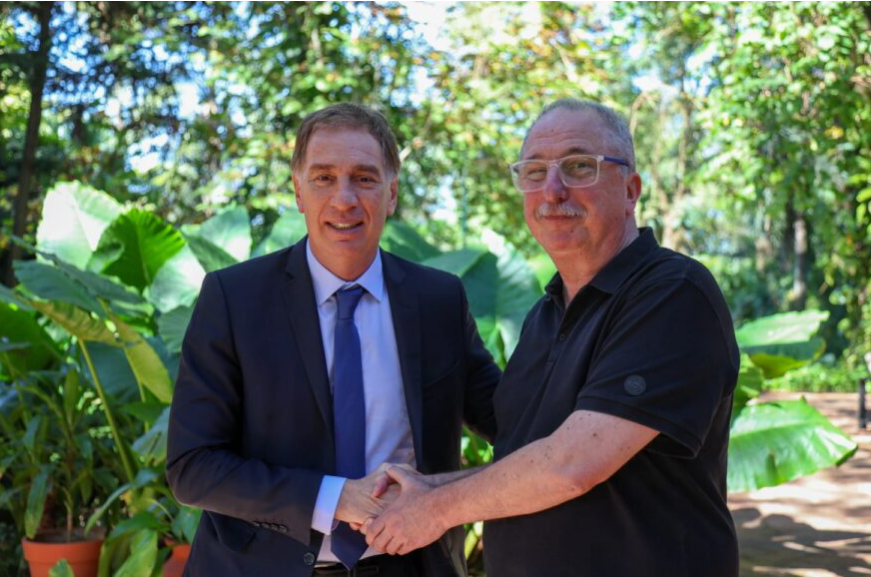 Passalacqua recibió al ministro del Interior Diego Santilli para avanzar en una agenda conjunta entre Nación y Misiones Passalacqua recibió al ministro del Interior Diego Santilli para avanzar en una agenda conjunta entre Nación y Misiones