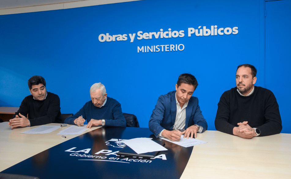 Santa Rosa: La Provincia invertirá más de .400 millones en una nueva obra de saneamiento en Villa Alonso Santa Rosa: La Provincia invertirá más de .400 millones en una nueva obra de saneamiento en Villa Alonso