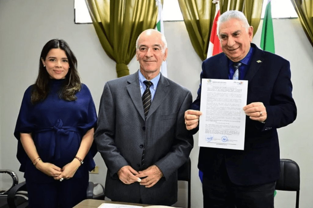 Formosa y Villa Hayes firmaron un acuerdo de cooperación para impulsar proyectos energéticos y ambientales Formosa y Villa Hayes firmaron un acuerdo de cooperación para impulsar proyectos energéticos y ambientales