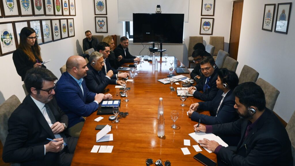 Mendoza busca atraer inversiones de la principal minera estatal de la India
