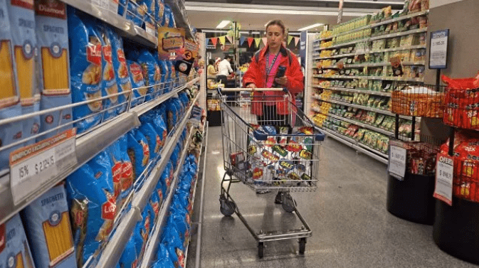 El Gobierno proyecta que la inflación bajará del 1% en agosto