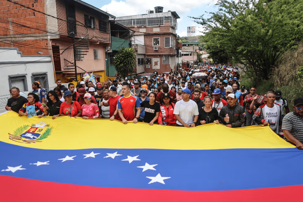 Chavismo y oposición volvieron a movilizarse en Venezuela Chavismo y oposición volvieron a movilizarse en Venezuela