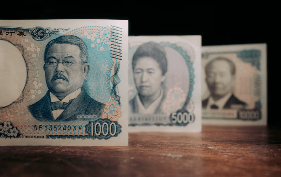 El yen se recupera mientras el mercado eleva sus apuestas por una subida de tasas de Japón