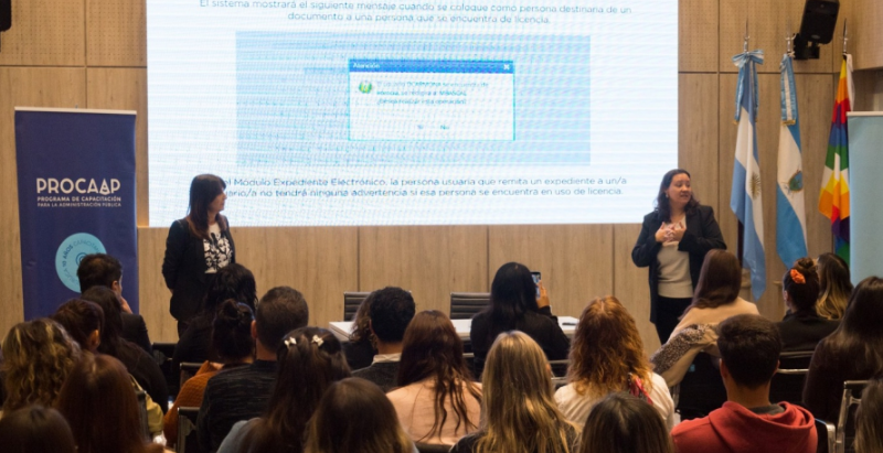 Capacitarán a agentes públicos pampeanos en herramientas de inteligencia artificial Capacitarán a agentes públicos pampeanos en herramientas de inteligencia artificial