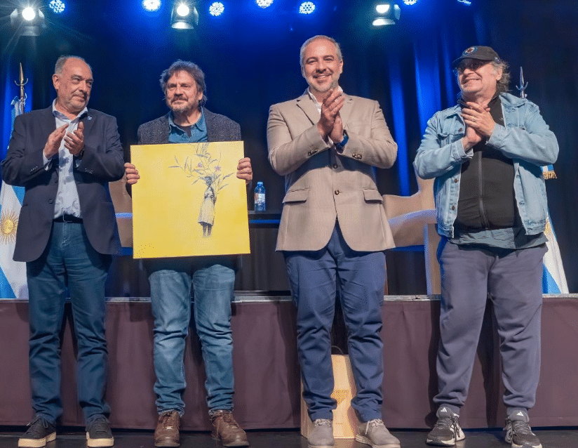 Maipú recibió a Felipe Pigna en una propuesta conjunta con la Universidad Champagnat