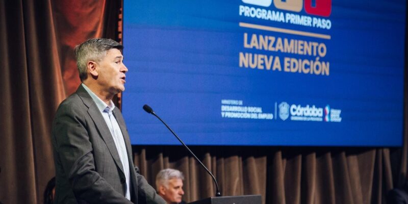 Passerini acompañó a Llaryora en el lanzamiento de 15.000 oportunidades laborales mediante el Programa Primer Paso 2026