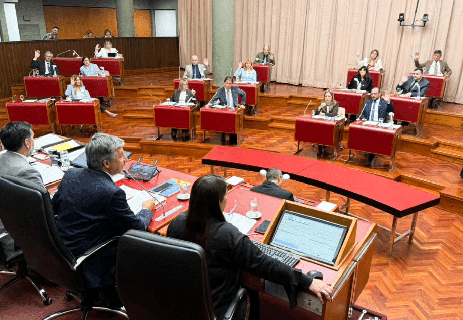 Chubut avanza en el desarrollo pesquero de Camarones: la Legislatura aprobó una ley para potenciar la actividad artesanal Chubut avanza en el desarrollo pesquero de Camarones: la Legislatura aprobó una ley para potenciar la actividad artesanal