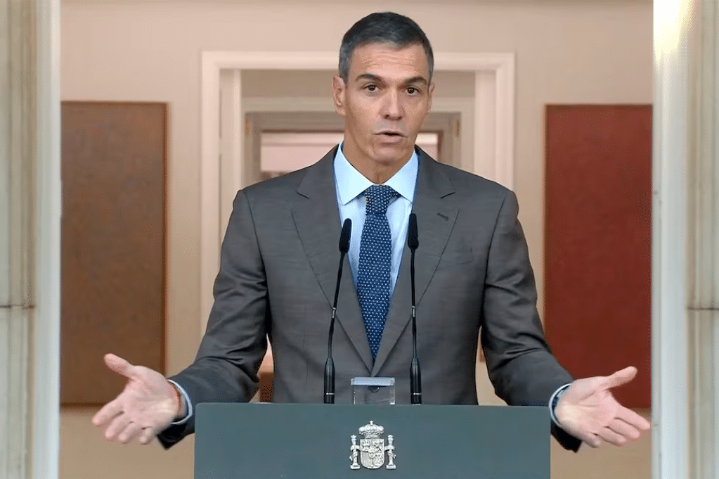 Pedro Sánchez adelanta las elecciones para frenar a la ultraderecha y refundar su mayoría Pedro Sánchez adelanta las elecciones para frenar a la ultraderecha y refundar su mayoría