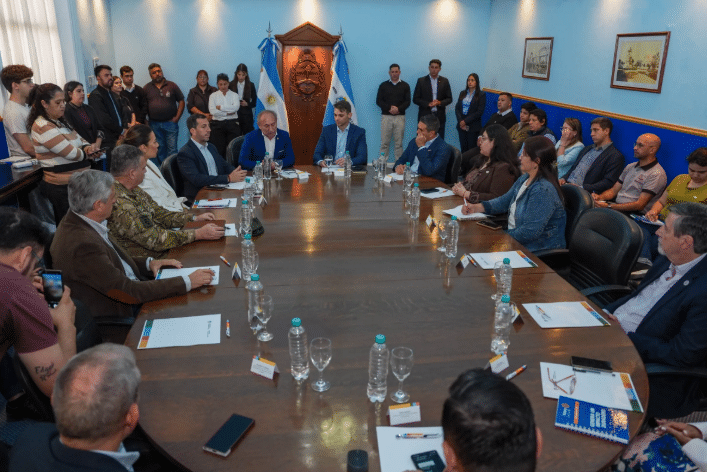 Gobierno e instituciones intermedias coordinan acciones ante la llegada del fenómeno de El Niño Gobierno e instituciones intermedias coordinan acciones ante la llegada del fenómeno de El Niño