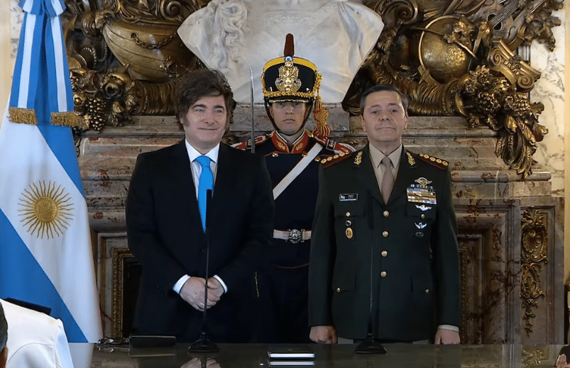 En plena tensión por Malvinas, el Gobierno dispuso comprar bajo secreto militar nuevo equipamiento para las FF.AA.